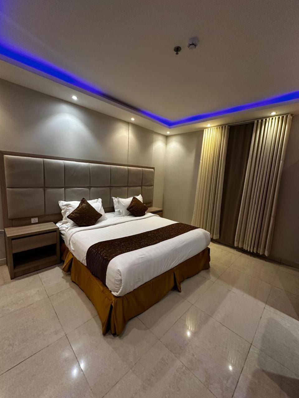 Al Sharq Hotel Ḩafar al Bāţin Extérieur photo